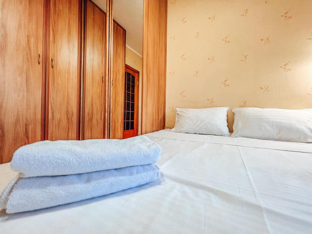 Apartments Near The Exhibition Centre Kiev Luaran gambar
